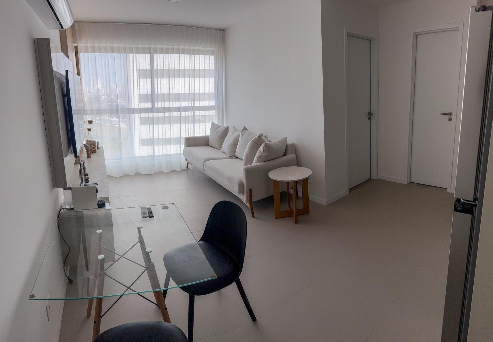 Em Recife, De Luxo